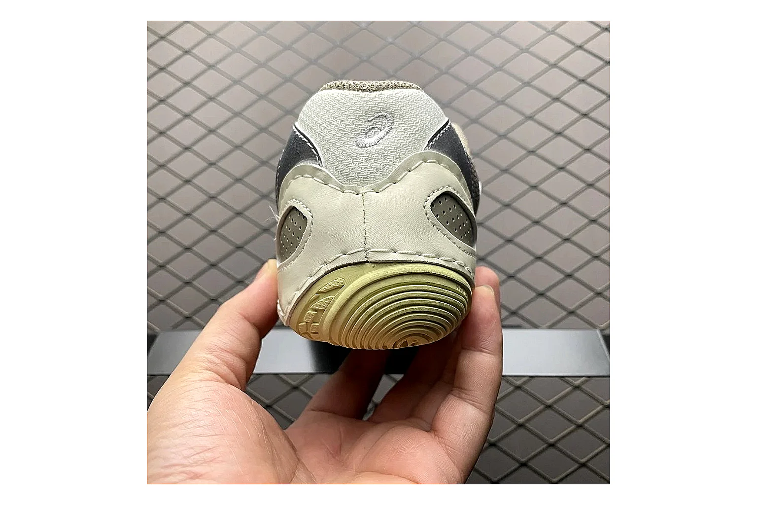 Asics Gel-Kahana Cream Silver shopping brief image showing silver cream gel-kahana trail runner with mixed upper and trail shape thumbnail 4