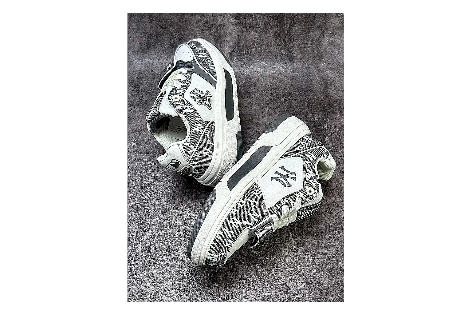 Balenciaga Sculpt Ring Set shopping brief image SKU 1182167275 thumbnail 6