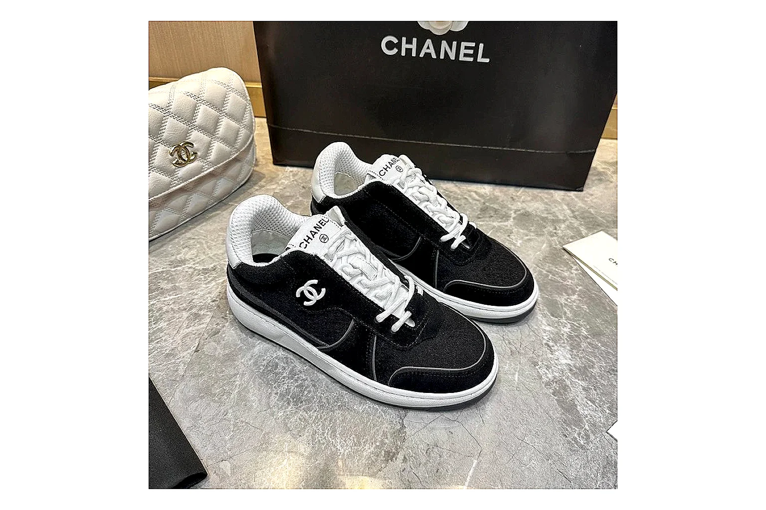 GogoBuy agent brief photos for Chanel Black Runner Sneaker thumbnail 5