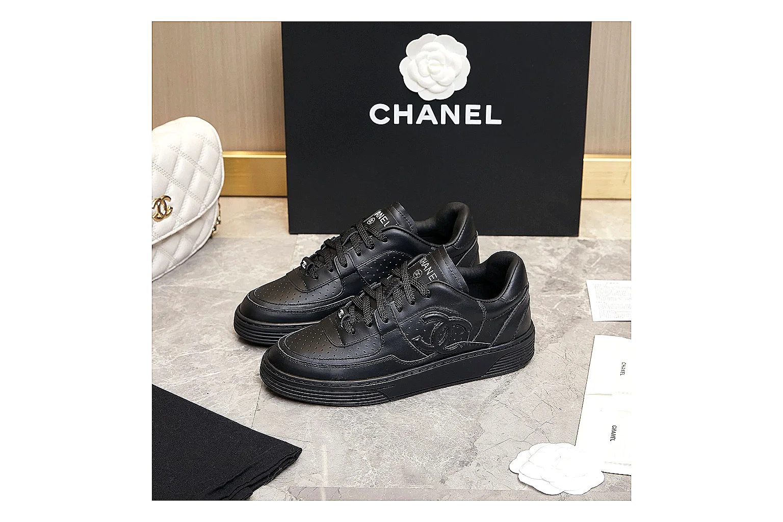 GogoBuy agent brief photos for Chanel Black Runner Sneaker thumbnail 5