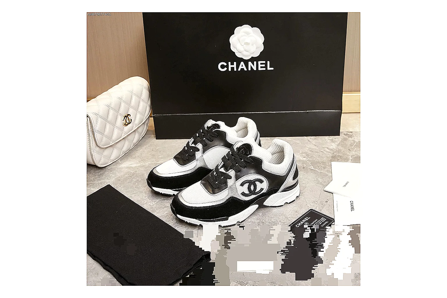GogoBuy agent brief photos for Chanel Black White Runner Sneaker thumbnail 4
