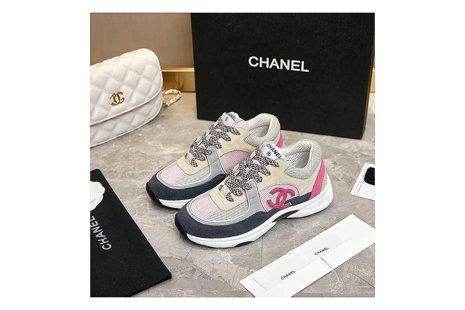 GogoBuy agent brief photos for Chanel Black White Runner Sneaker thumbnail 5
