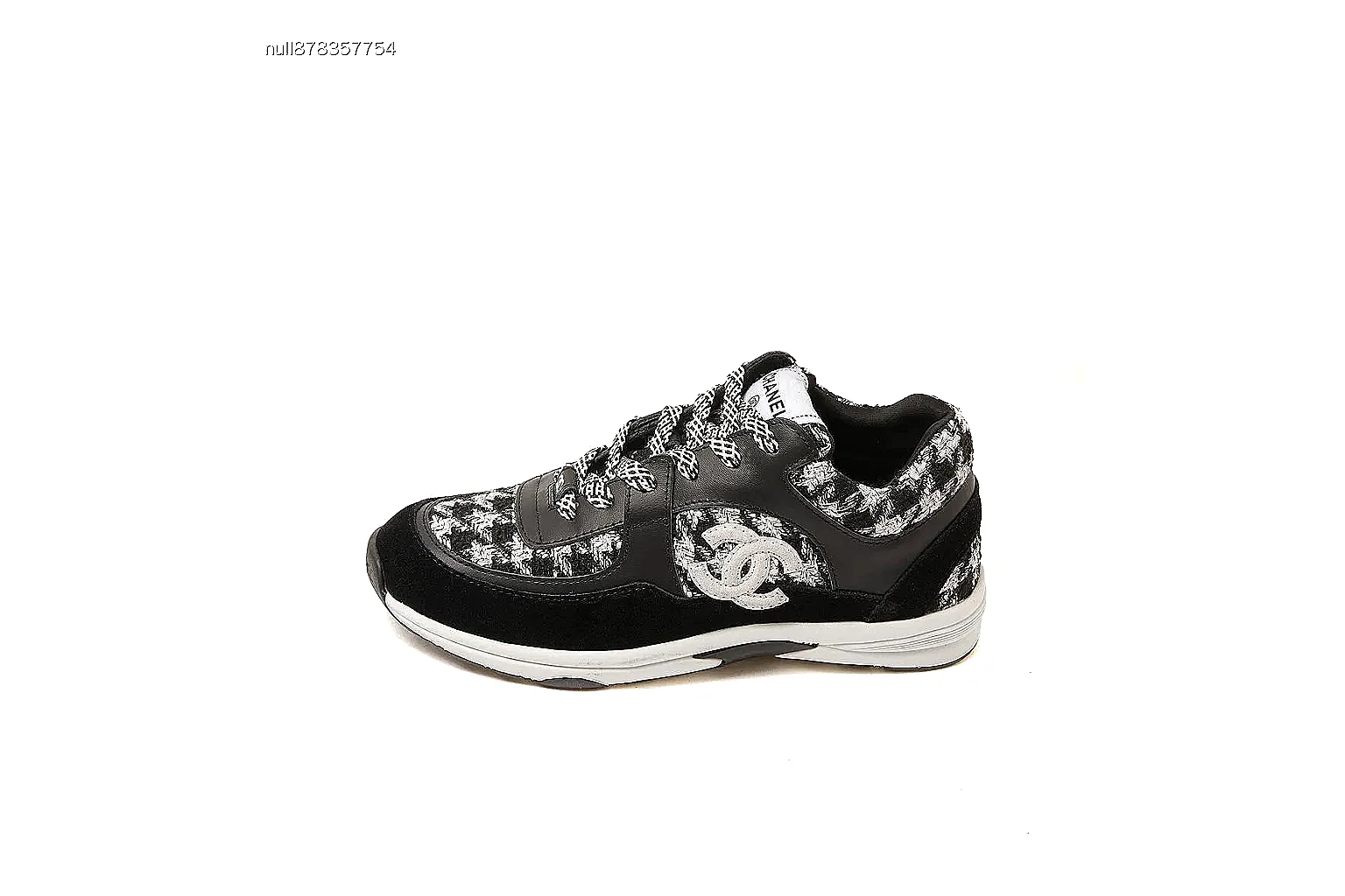 GogoBuy agent brief photos for Chanel Black White Runner Sneaker thumbnail 4