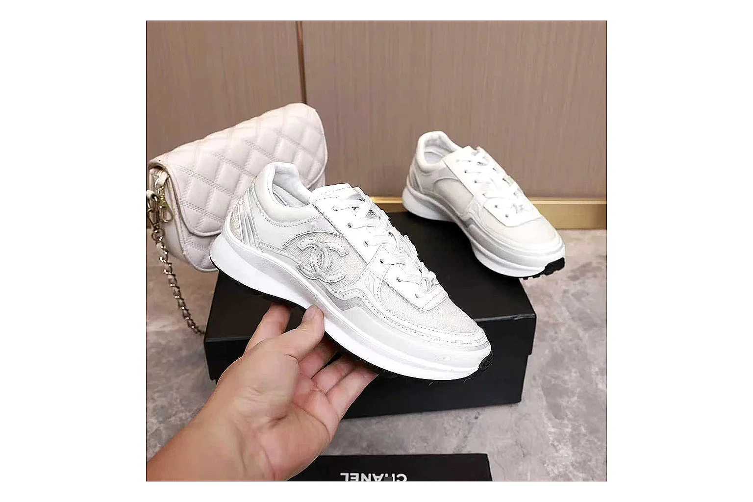 gogobuy.cloud Chanel White Platform CC Runner 1059 White runner product image