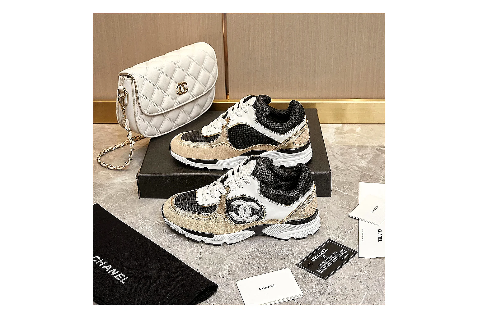 gogobuy.cloud Chanel Beige Black CC Runner 3638 Beige Black runner product image thumbnail 2