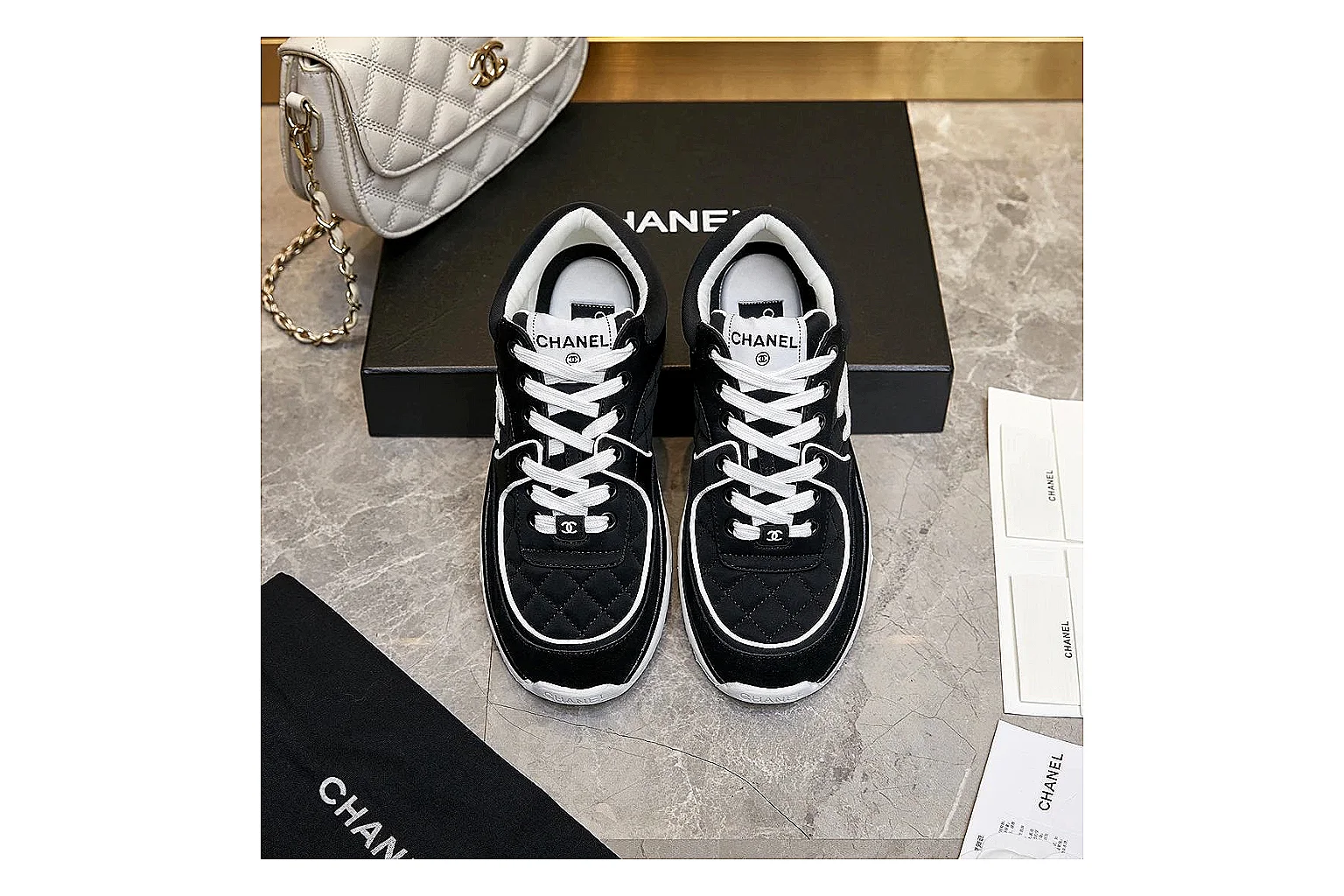 gogobuy.cloud Chanel Black CC Runner 2863 Black runner product image thumbnail 3