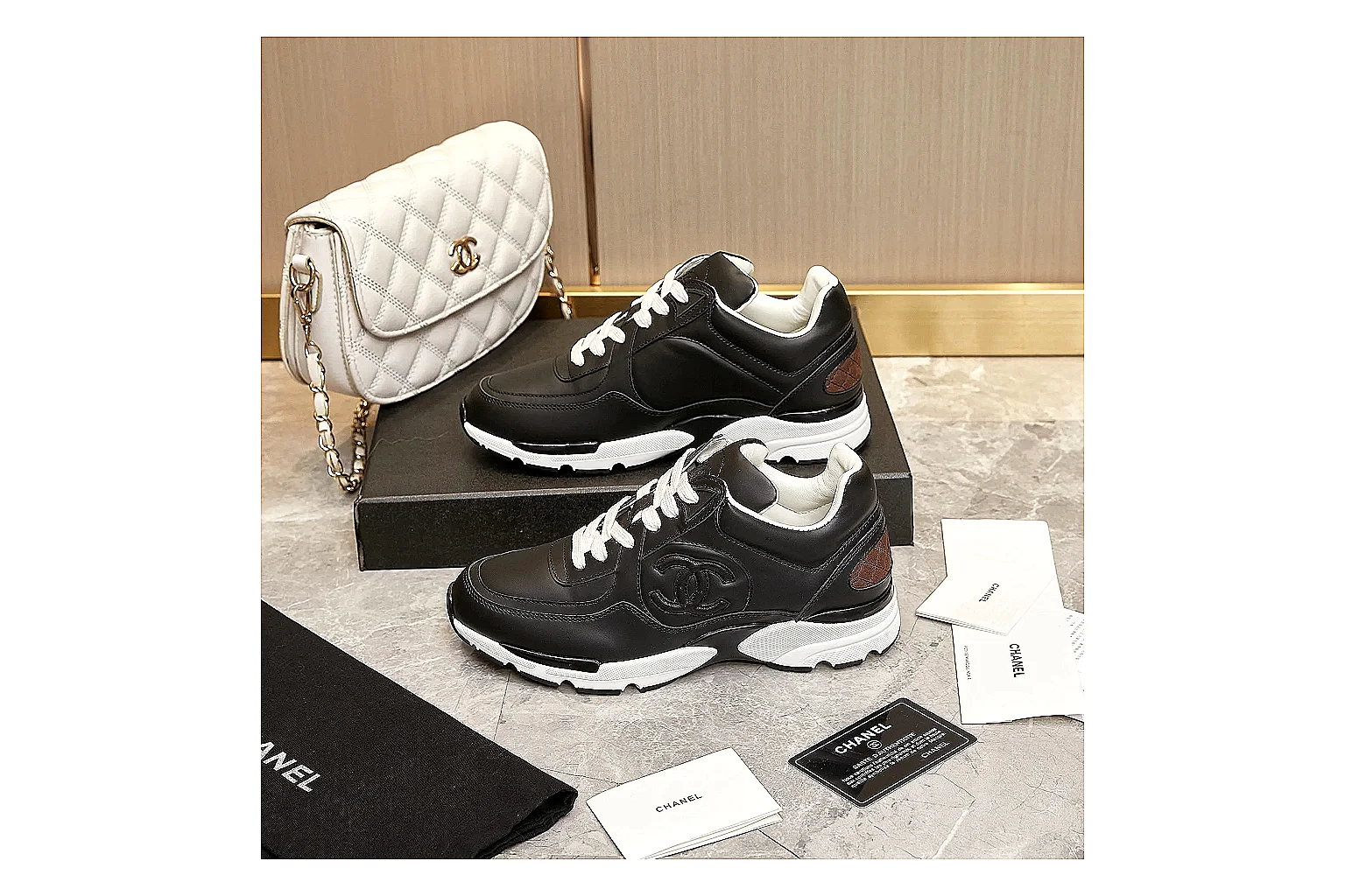 gogobuy.cloud Chanel Black CC Runner 3705 Black runner product image thumbnail 2