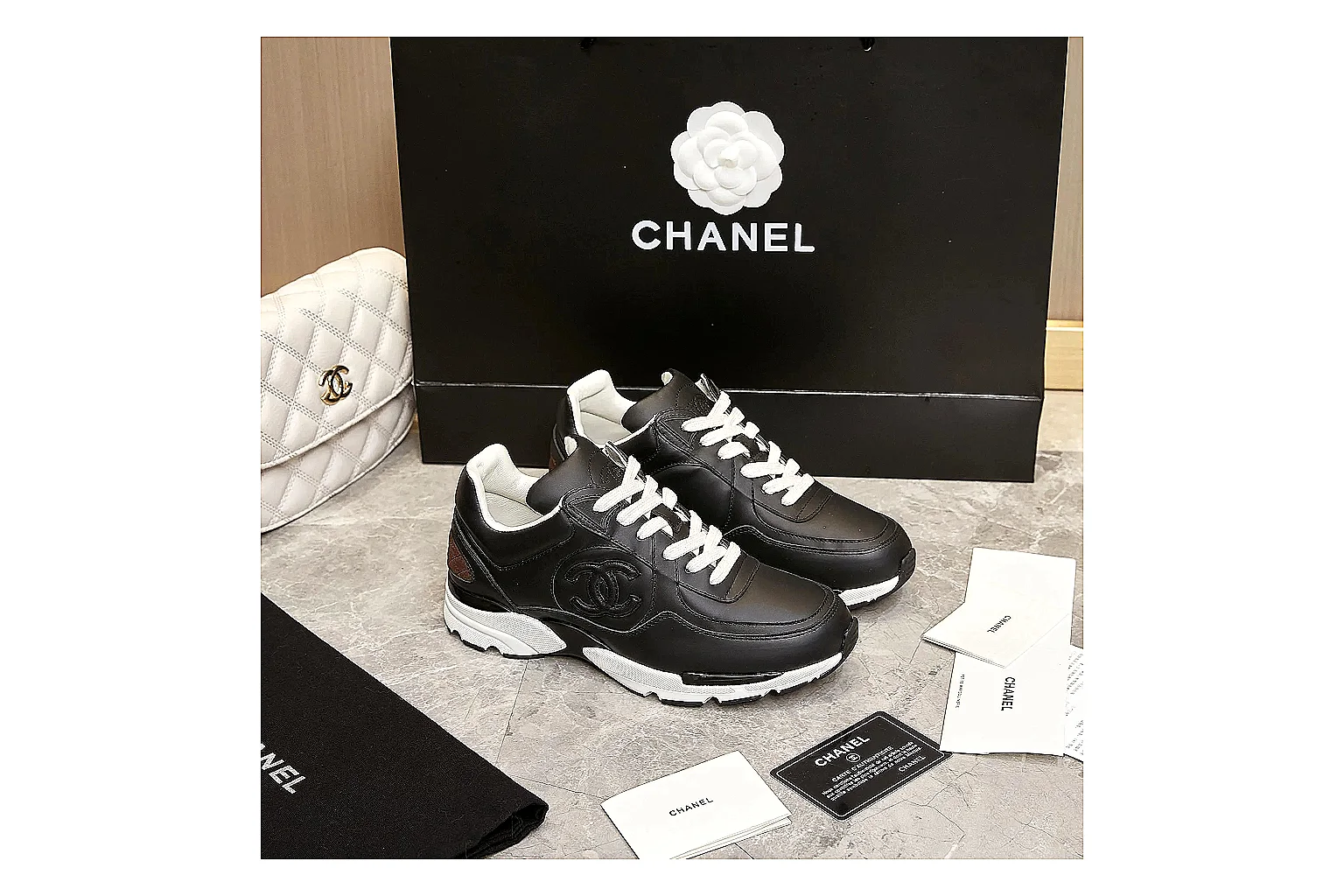 gogobuy.cloud Chanel Black CC Runner 3705 Black runner product image thumbnail 4