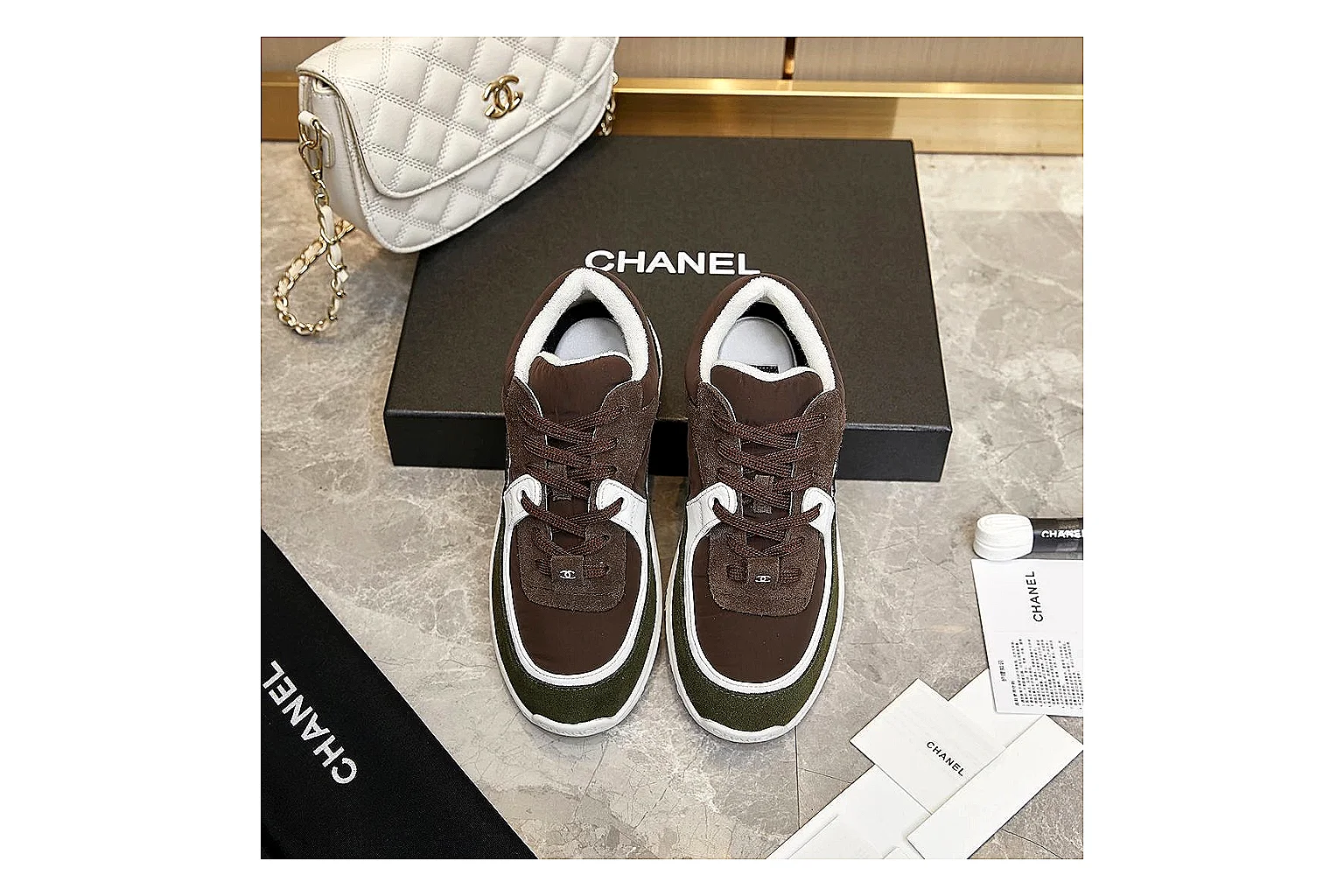 gogobuy.cloud Chanel Brown CC Runner 2799 Brown runner product image thumbnail 3