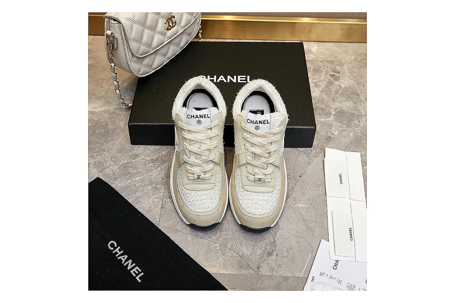 gogobuy.cloud Chanel Cream CC Runner 2917 Cream runner product image thumbnail 3