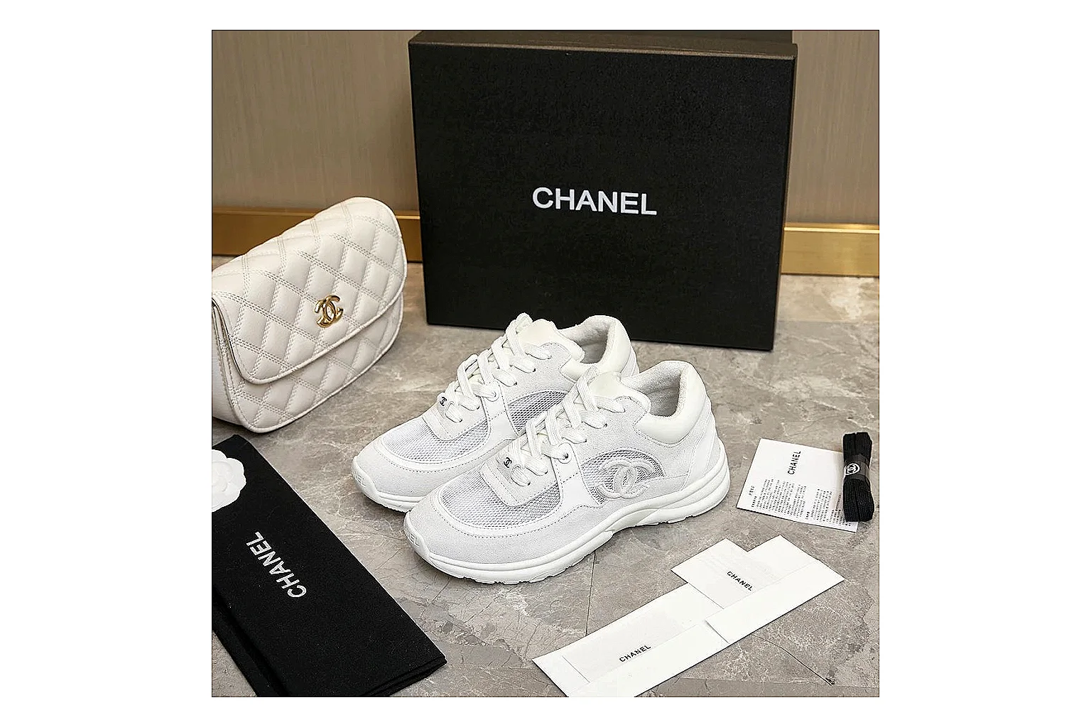 gogobuy.cloud Chanel White CC Runner 2774 White runner product image thumbnail 4