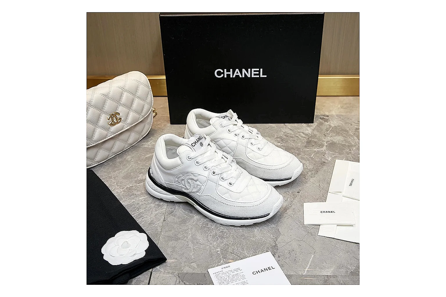 gogobuy.cloud Chanel White CC Runner 2873 White runner product image thumbnail 4