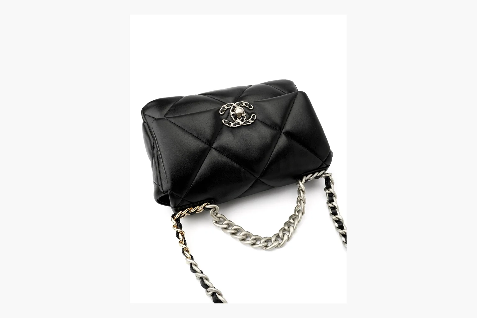 Chanel Quilted Chain Flap Bag Black shopping brief photo showing black quilted leather flap body, gold chain strap, CC turnlock, and classic shoulder-bag structure thumbnail 2