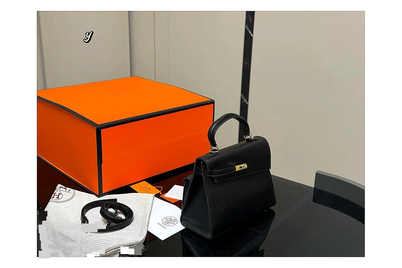 Hermes Kelly Black Mini Bag shopping brief image SKU 1194080849