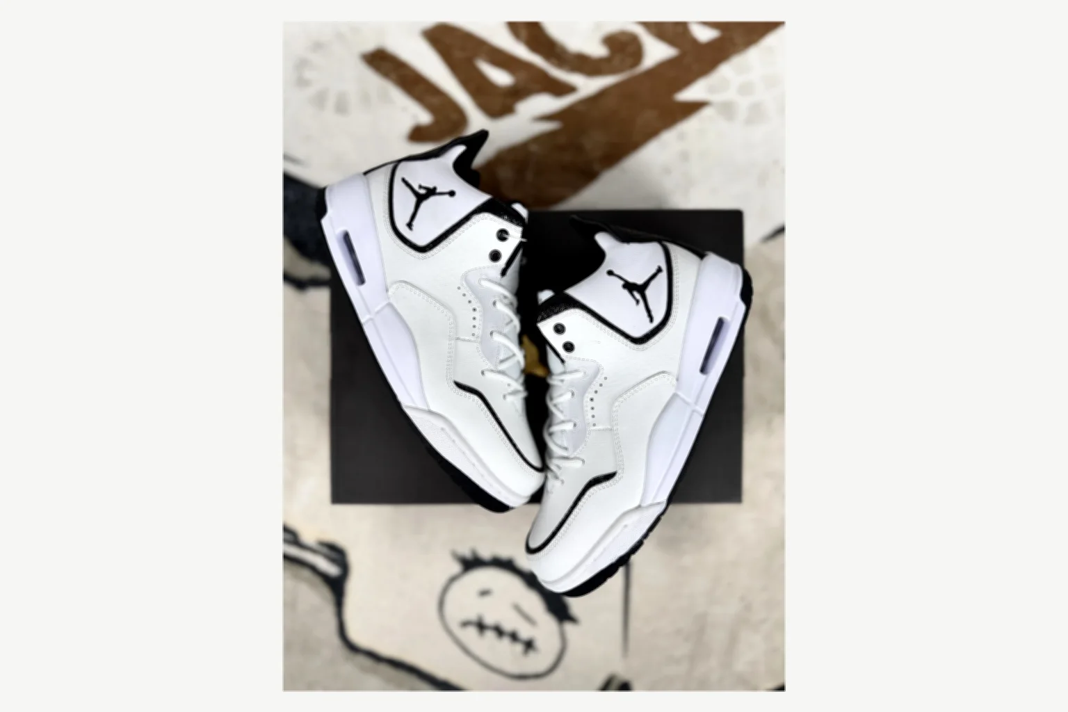 Jordan Courtside 23 Purple White Mid Top shopping brief image SKU 1194924481 thumbnail 3