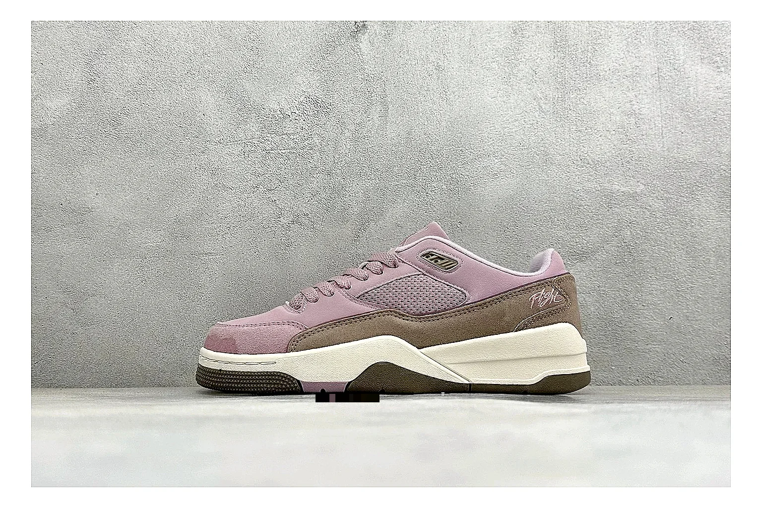 Jordan Flight Purple Suede shopping brief photo showing purple suede upper, low court silhouette, cream sole, and soft retro basketball styling