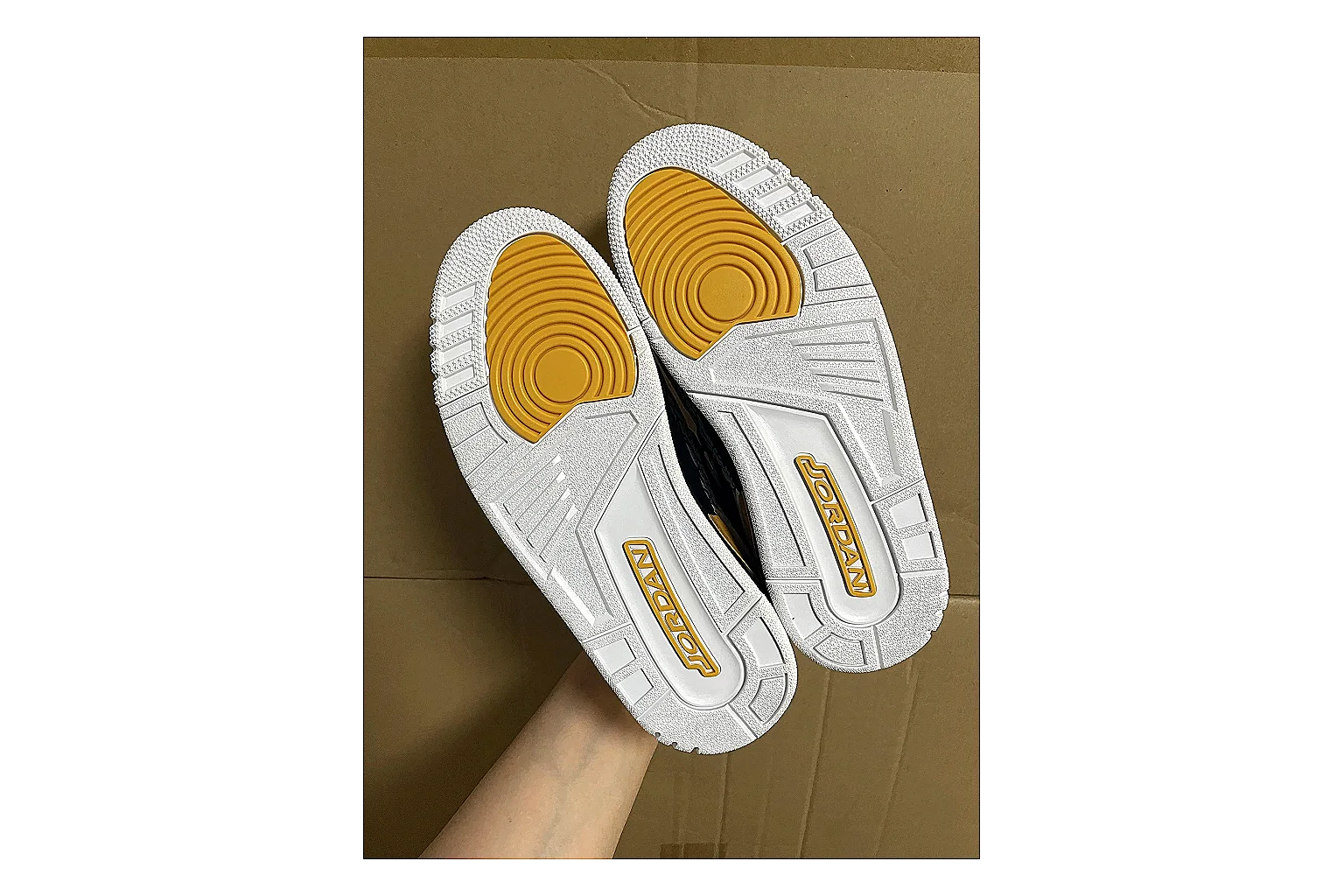 Jordan Retro Court White Yellow shopping brief photo showing white leather low-top upper, yellow accents, basketball-retro shape, and clean court sole thumbnail 3