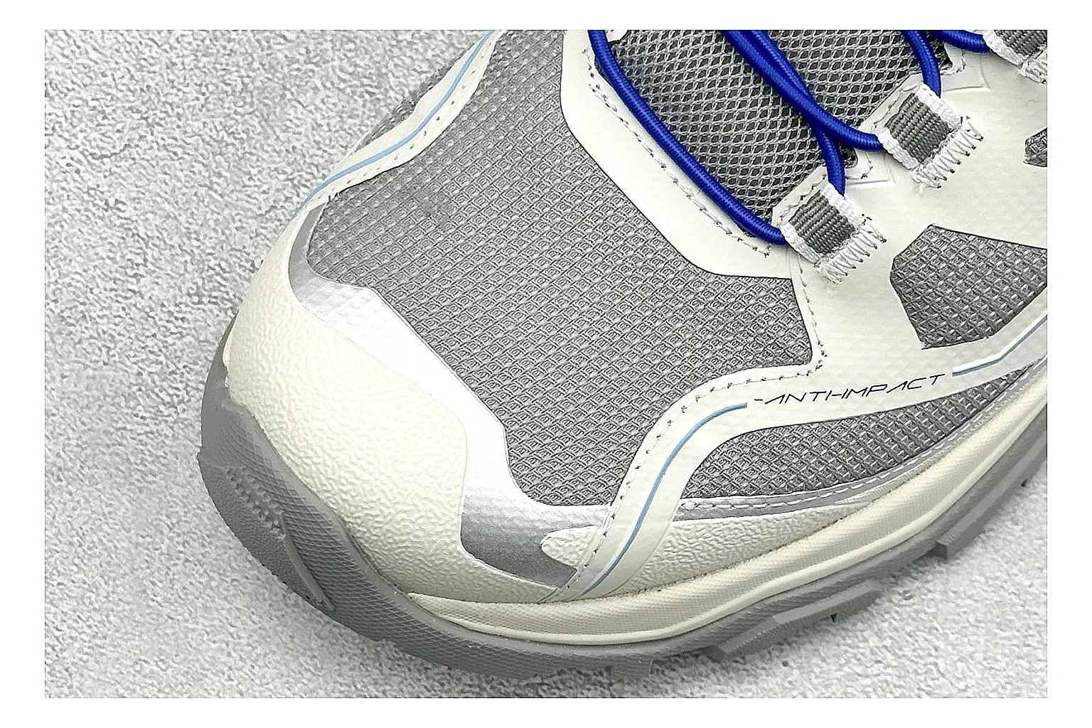 Kailas Fuga 5 White Blue shopping brief photo showing white trail upper, blue accents, Vibram outsole, and protective technical running build thumbnail 3