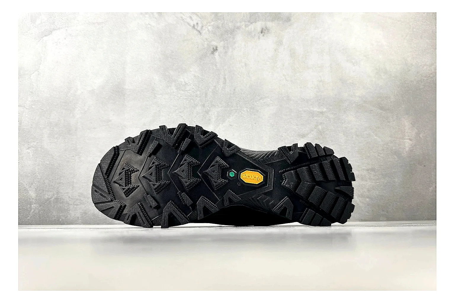 Kailas Fuga Black Vibram shopping brief photo showing black trail upper, Vibram outsole, reinforced overlays, and rugged outdoor running shape thumbnail 2