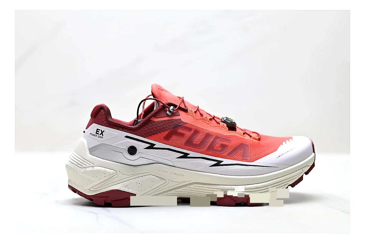 Kailas Fuga Coral White Sneakers shopping brief image showing coral white outdoor running shoes with mesh texture, side-profile shape, upper panel lines, and outsole detail