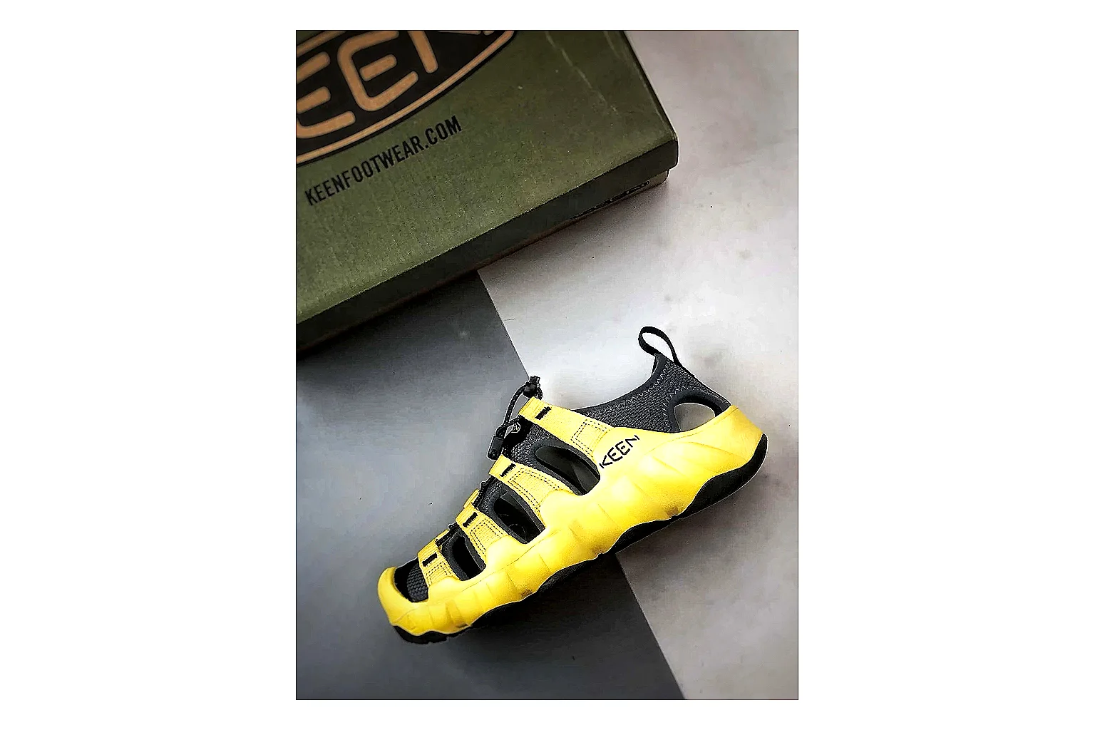 KEEN Jasper Sandal Yellow Black shopping brief photo showing yellow black suede-mesh upper, protective sandal structure, outdoor toe coverage, and rugged sole thumbnail 5
