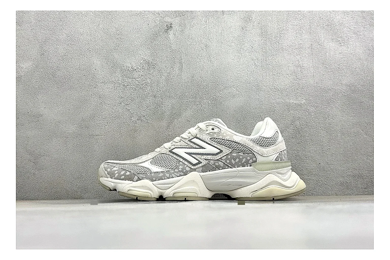 New Balance 9060 silver grey shopping brief image