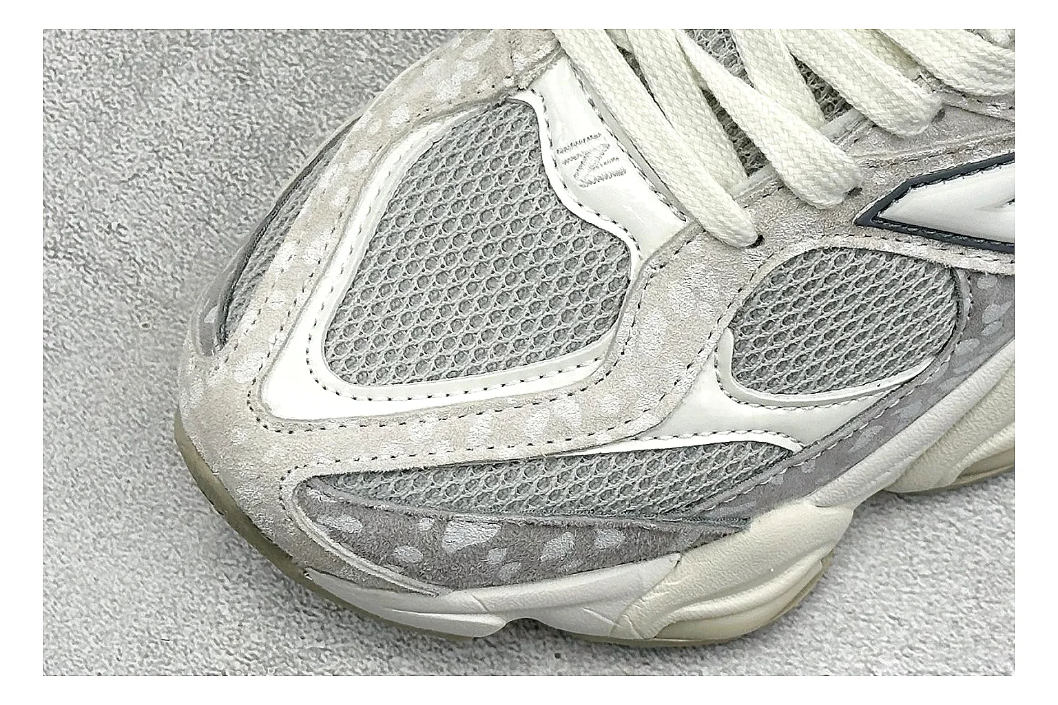 New Balance 9060 silver grey shopping brief image thumbnail 3