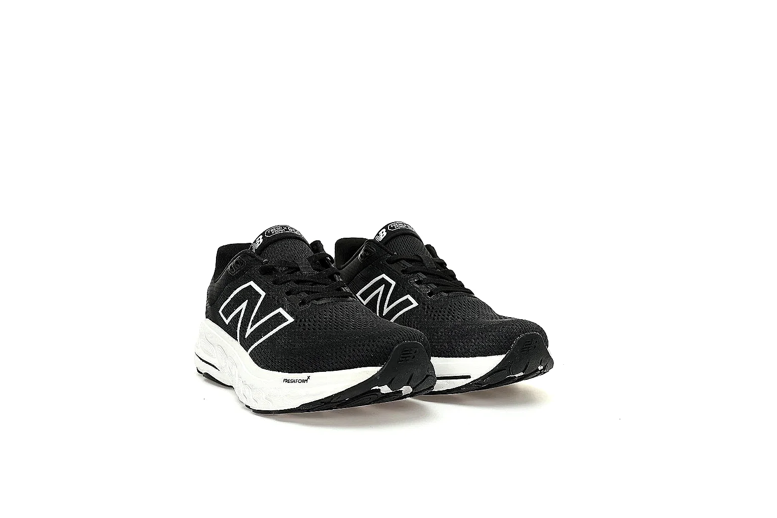 GogoBuy agent brief photos for New Balance Black White Runner Sneaker thumbnail 3