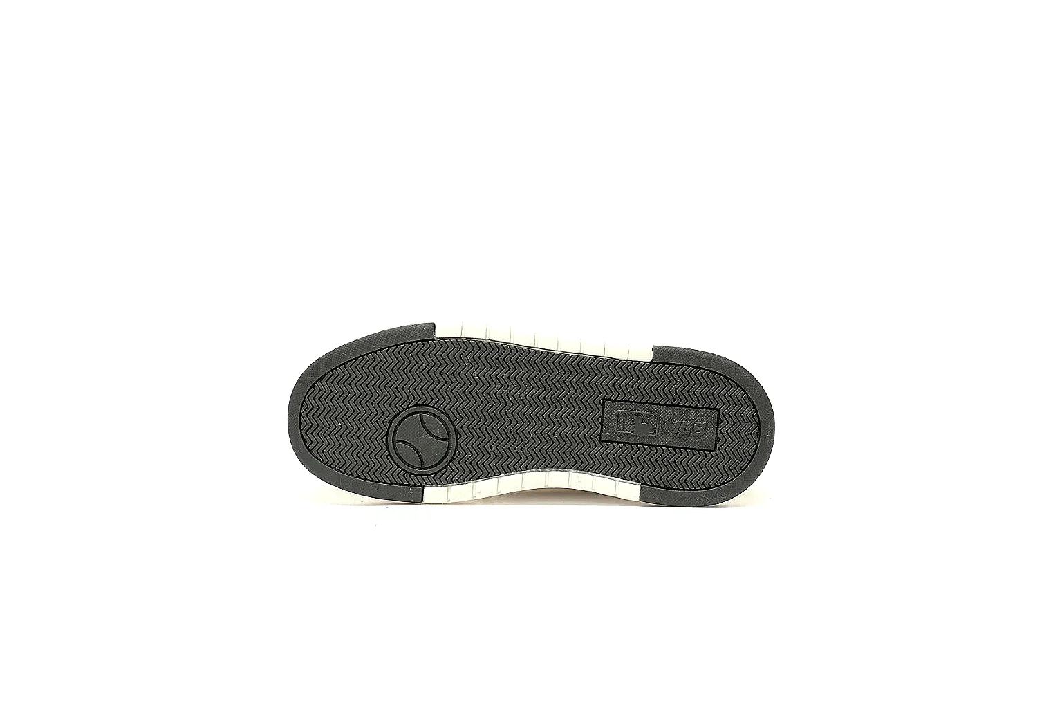 GogoBuy agent brief photos for New Balance Black White Runner Sneaker thumbnail 2