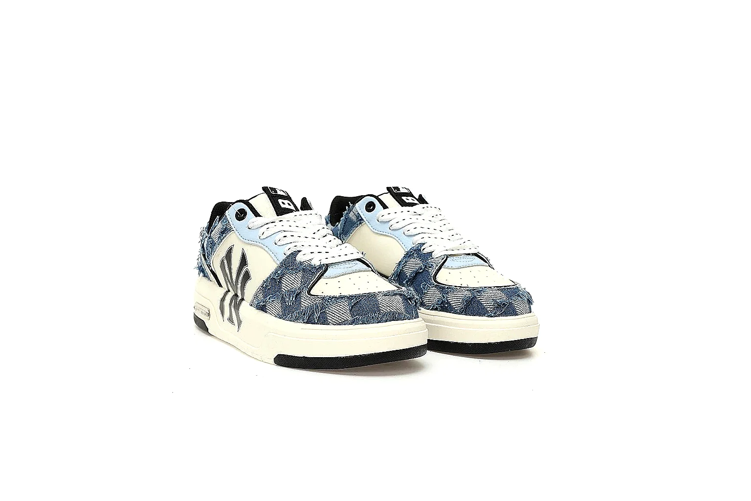 GogoBuy agent brief photos for New Balance Camo Blue Runner Sneaker thumbnail 3