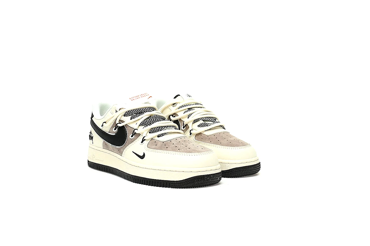 GogoBuy agent brief photos for New Balance Cream Gray Runner