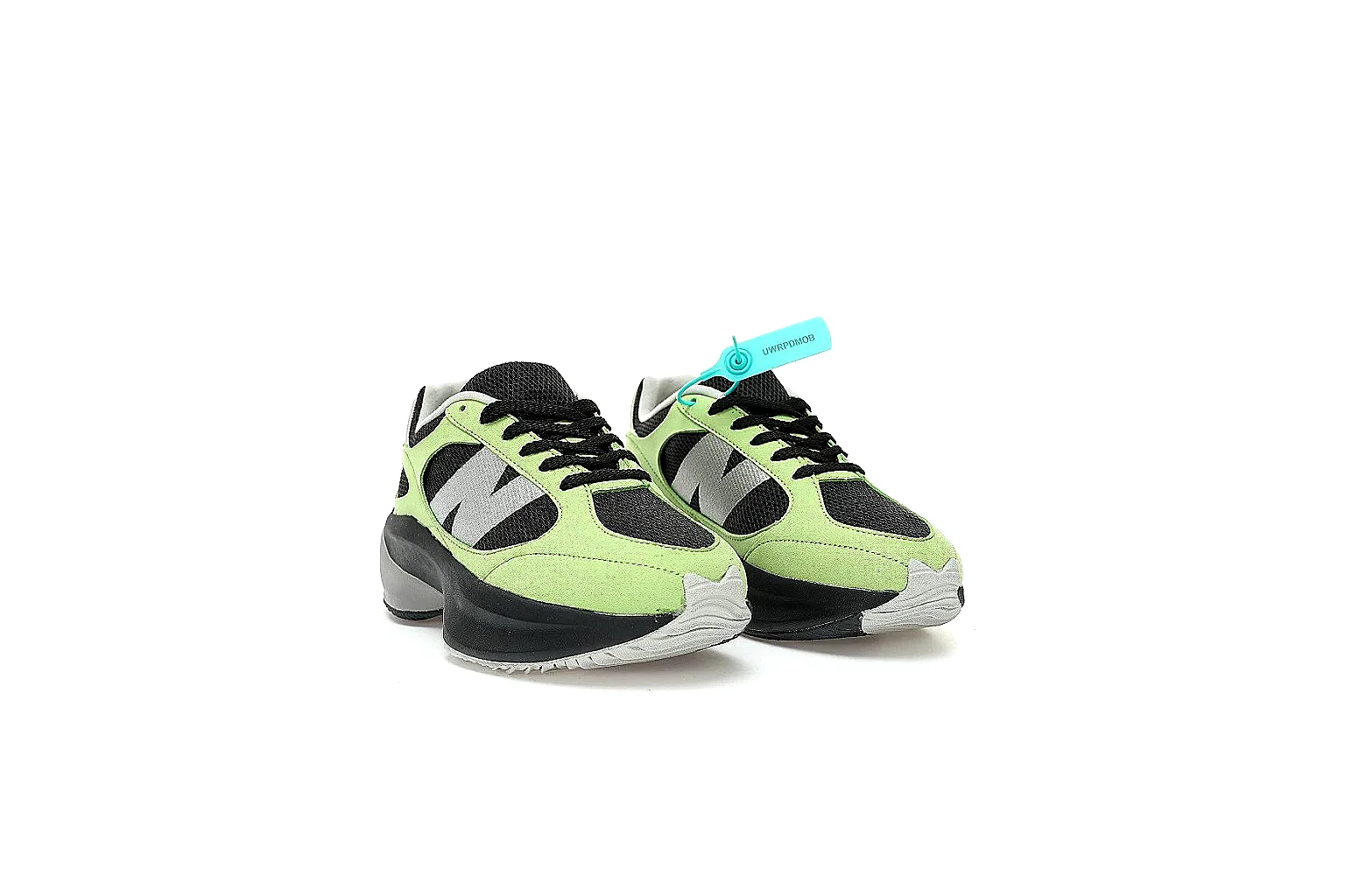 GogoBuy agent brief photos for New Balance Green Black Trail Runner Sneaker thumbnail 3