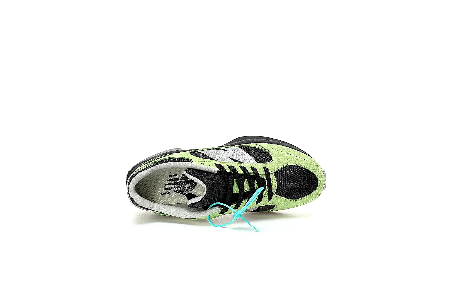 GogoBuy agent brief photos for New Balance Green Black Trail Runner Sneaker thumbnail 6