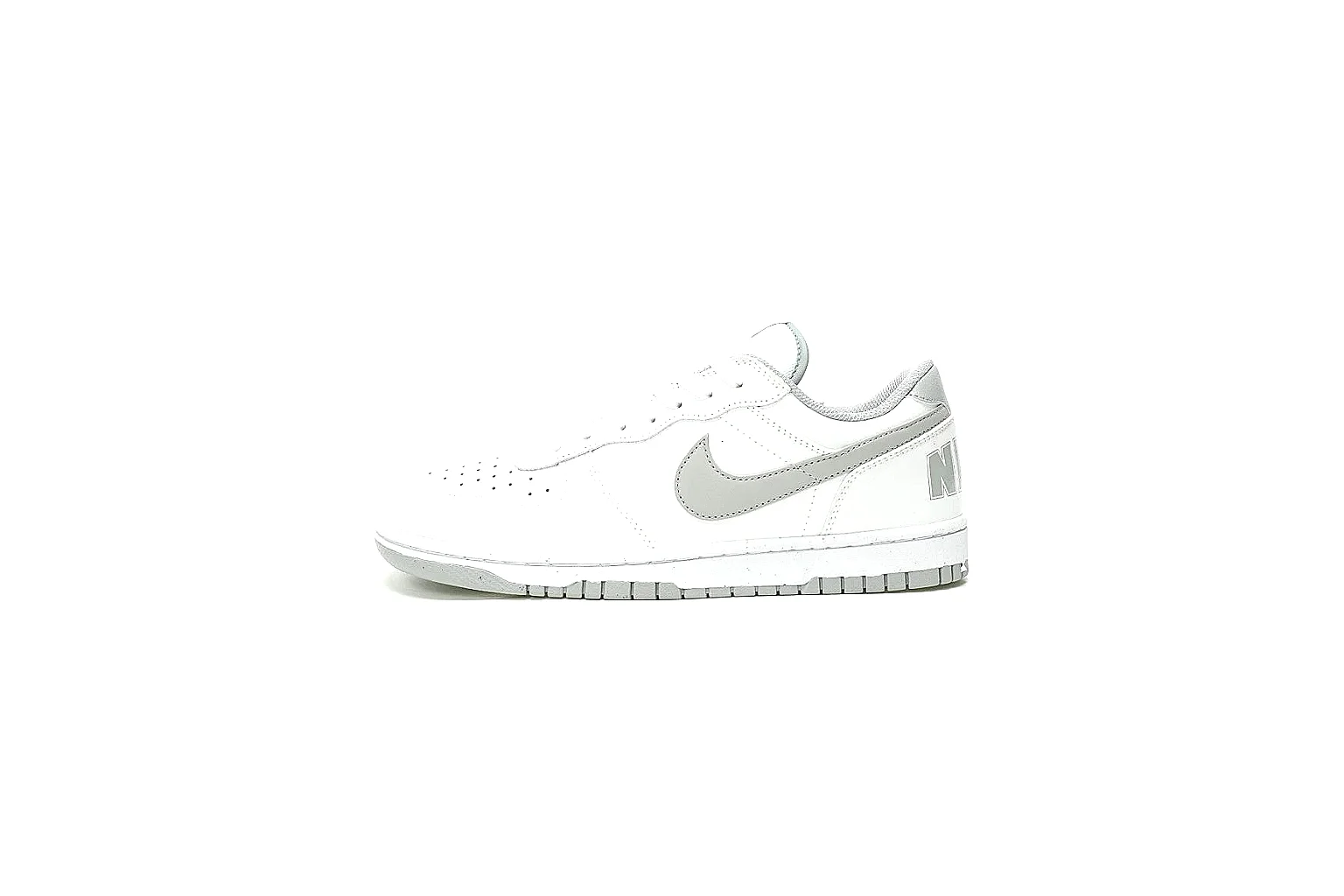 GogoBuy agent brief photos for Nike All White Low Court