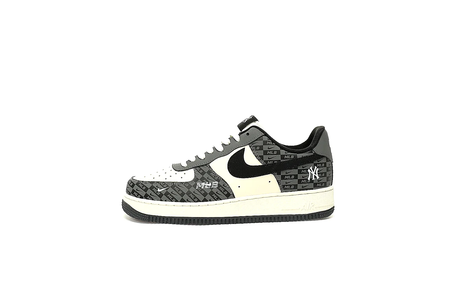 GogoBuy agent brief photos for Nike Black Cream Low Court