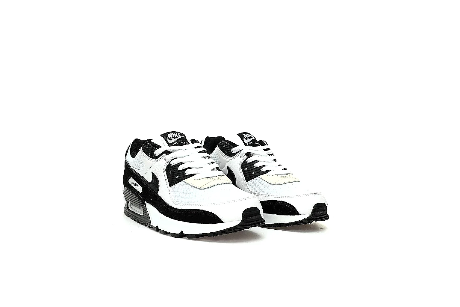 GogoBuy agent brief photos for Nike Black White Air Max Runner Sneaker thumbnail 3