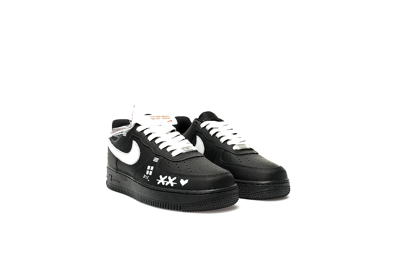 GogoBuy agent brief photos for Nike Black White Low Court