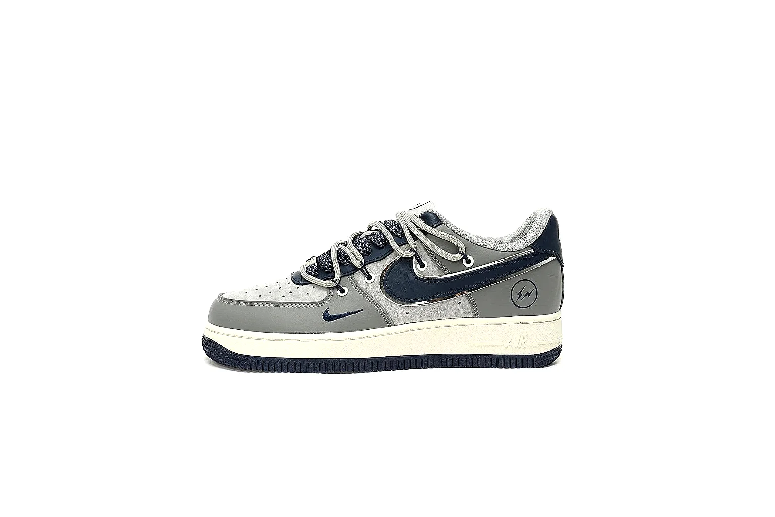 GogoBuy agent brief photos for Nike Black White Low Court thumbnail 2