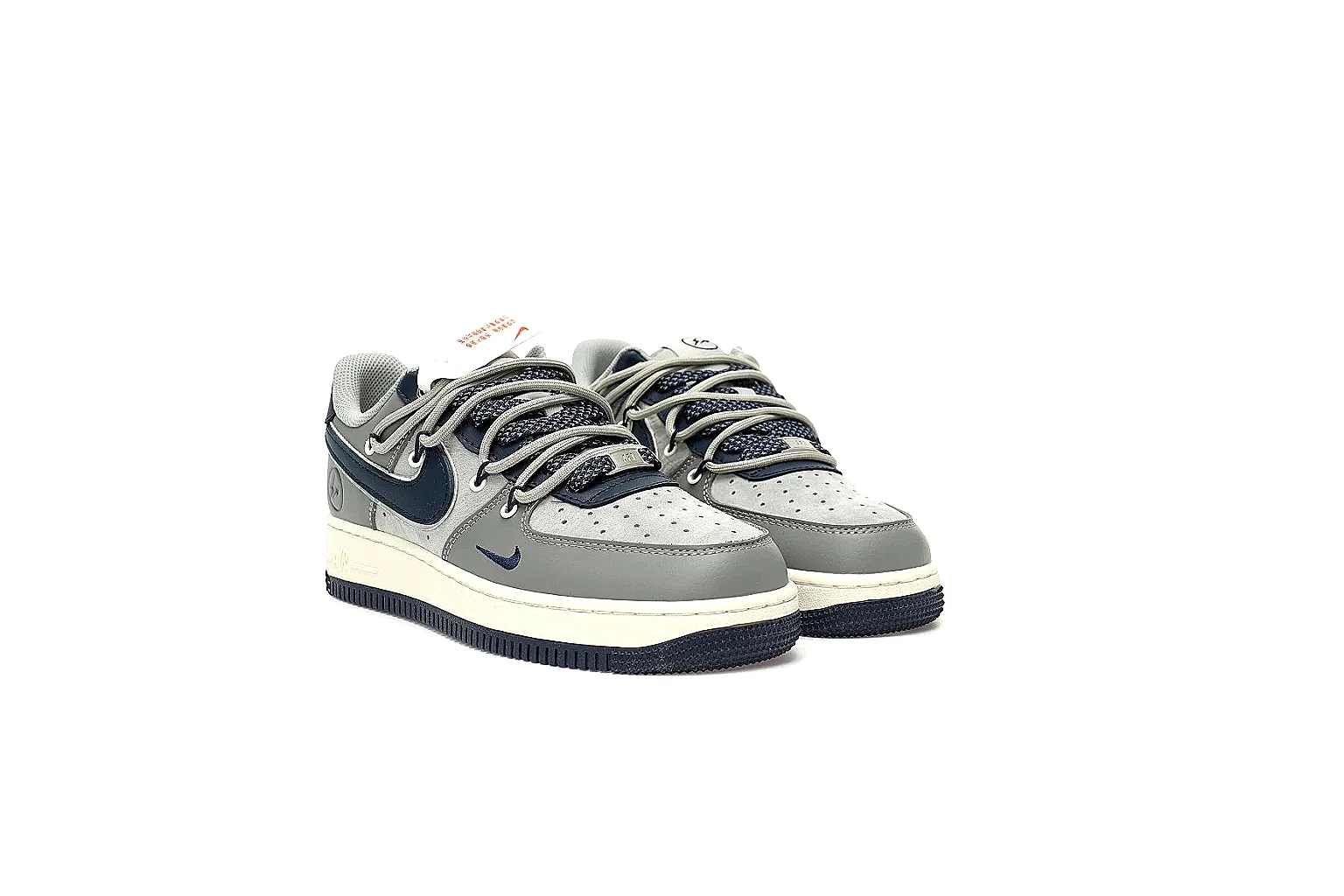GogoBuy agent brief photos for Nike Black White Low Court