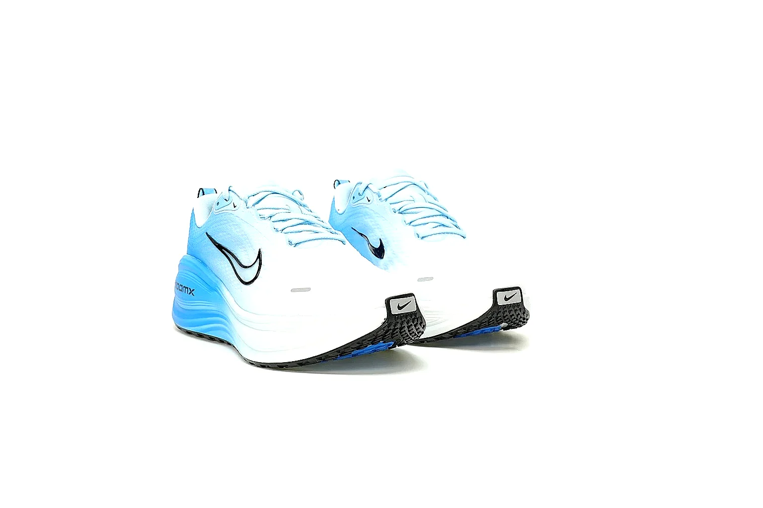 GogoBuy agent brief photos for Nike Blue White Retro Runner Sneaker thumbnail 2