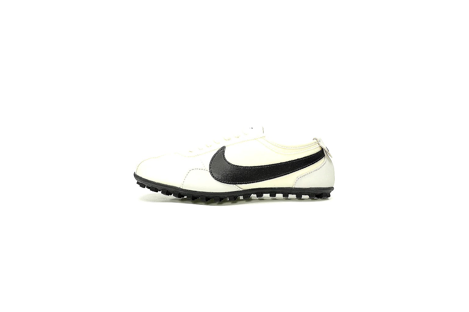 GogoBuy agent brief photos for Nike Cream Black Low Court Sneaker