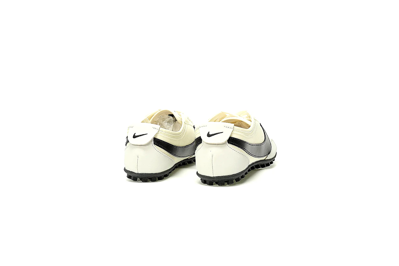 GogoBuy agent brief photos for Nike Cream Black Low Court Sneaker thumbnail 3