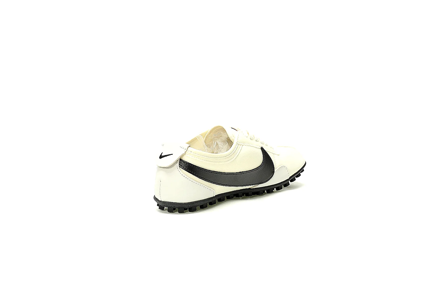GogoBuy agent brief photos for Nike Cream Black Low Court Sneaker thumbnail 4