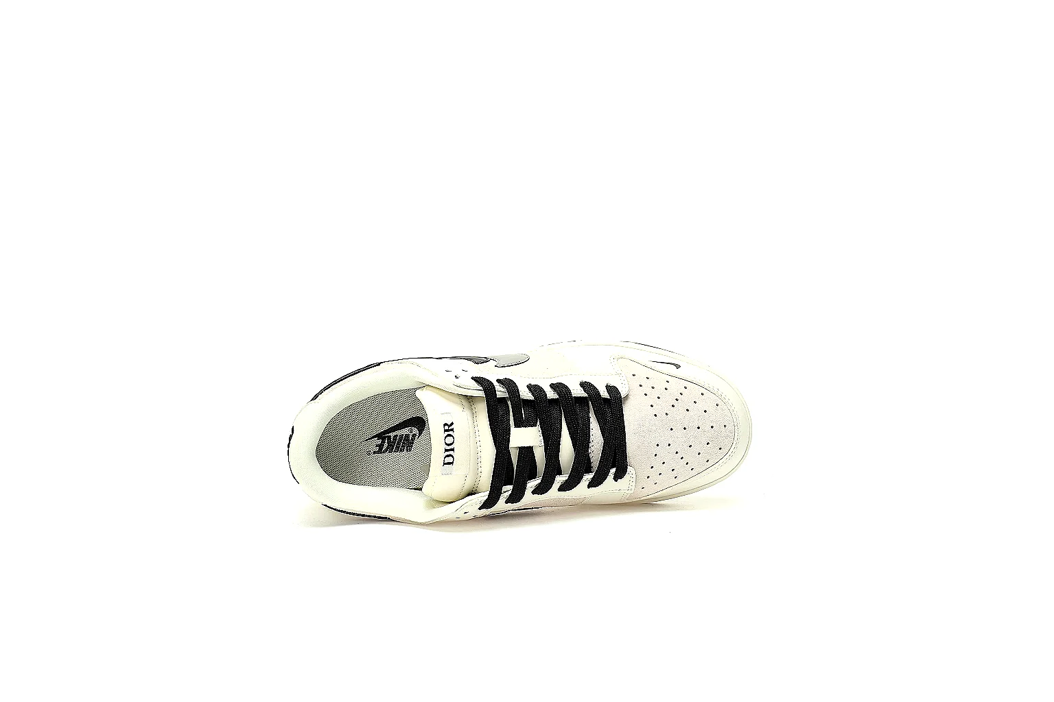 GogoBuy agent brief photos for Nike Cream Black Premium Low Sneaker thumbnail 6