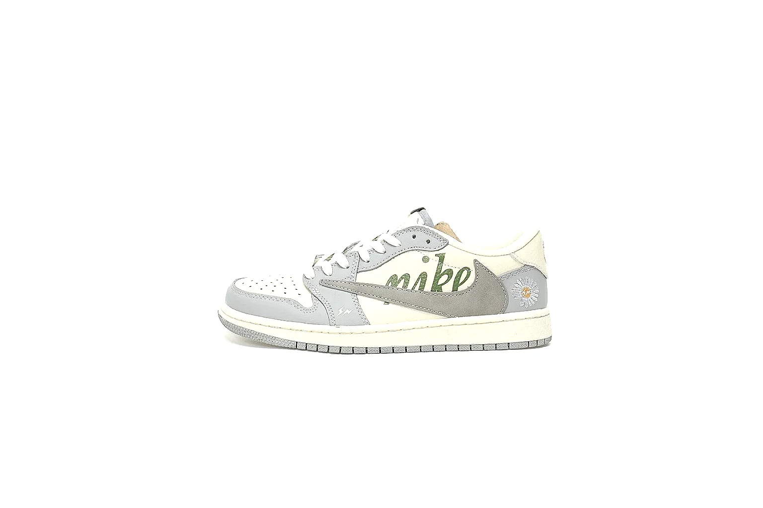 GogoBuy agent brief photos for Nike Cream Olive Low Court