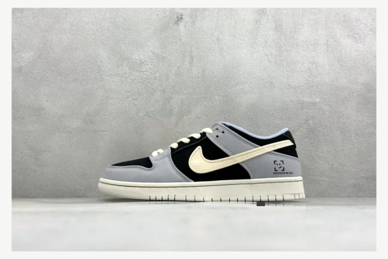 Nike Dunk Low Brown Cream Low Top shopping brief image SKU 1182167383