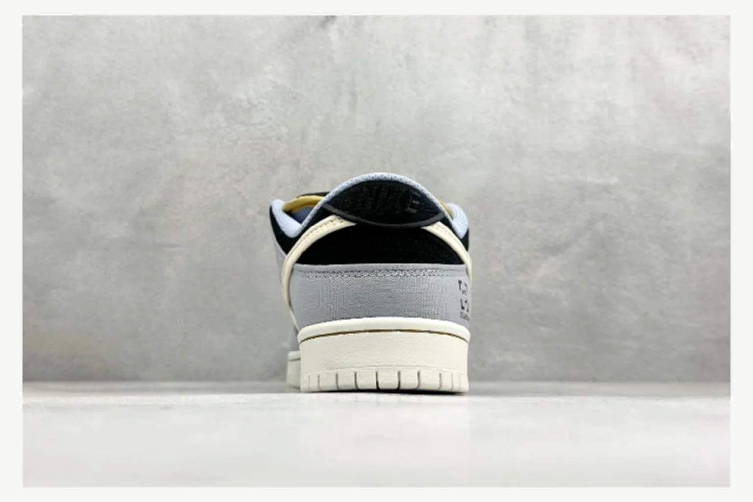 Nike Dunk Low Brown Cream Low Top shopping brief image SKU 1182167383 thumbnail 3