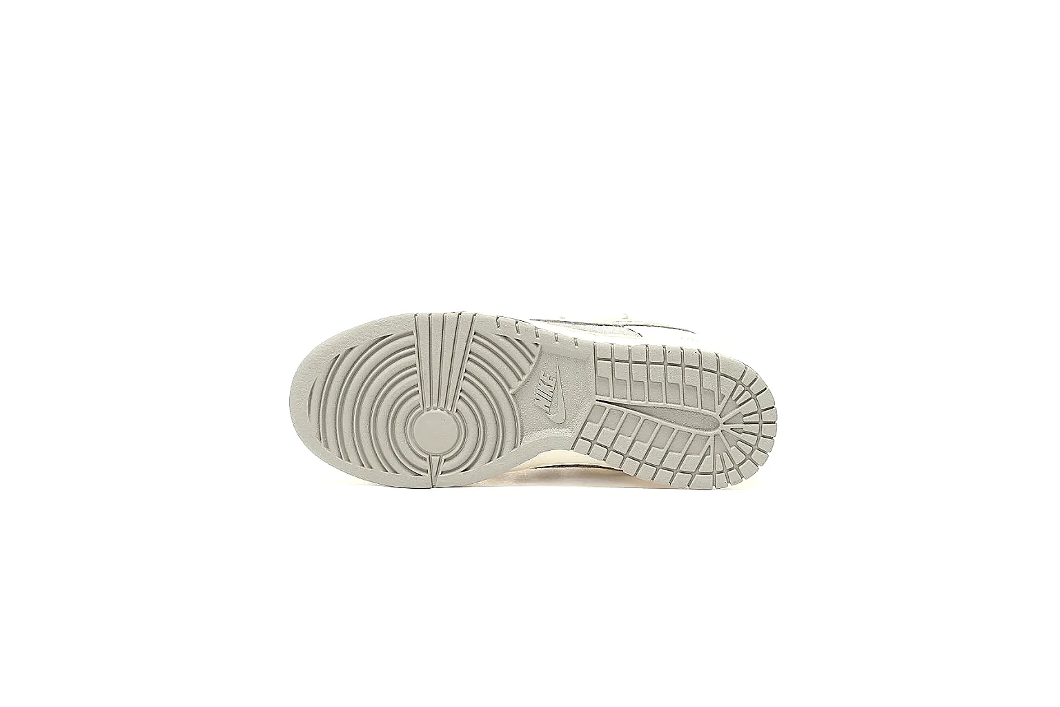 GogoBuy agent brief photos for Nike Gray Low Court thumbnail 6
