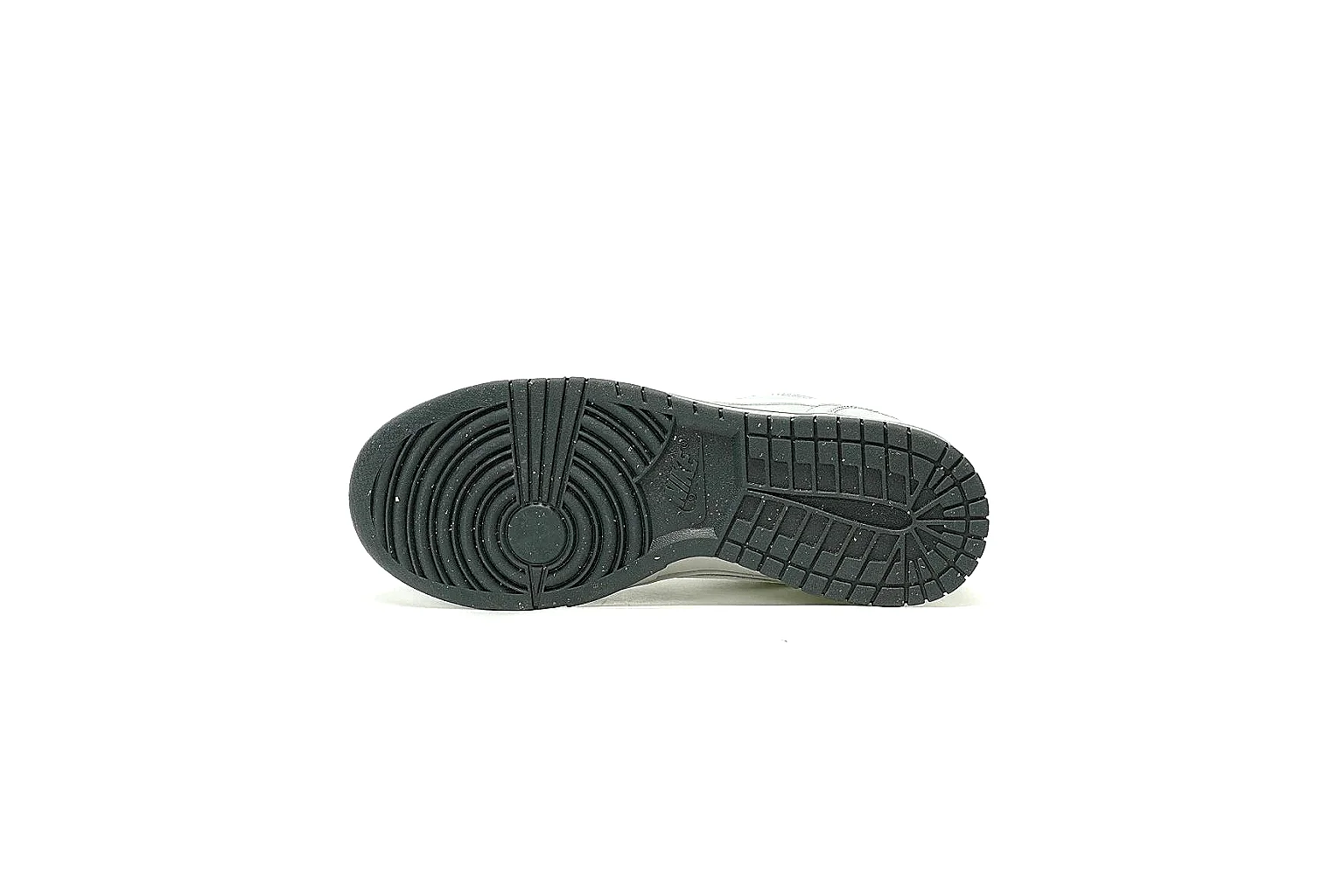 GogoBuy agent brief photos for Nike Gray Low Court thumbnail 6