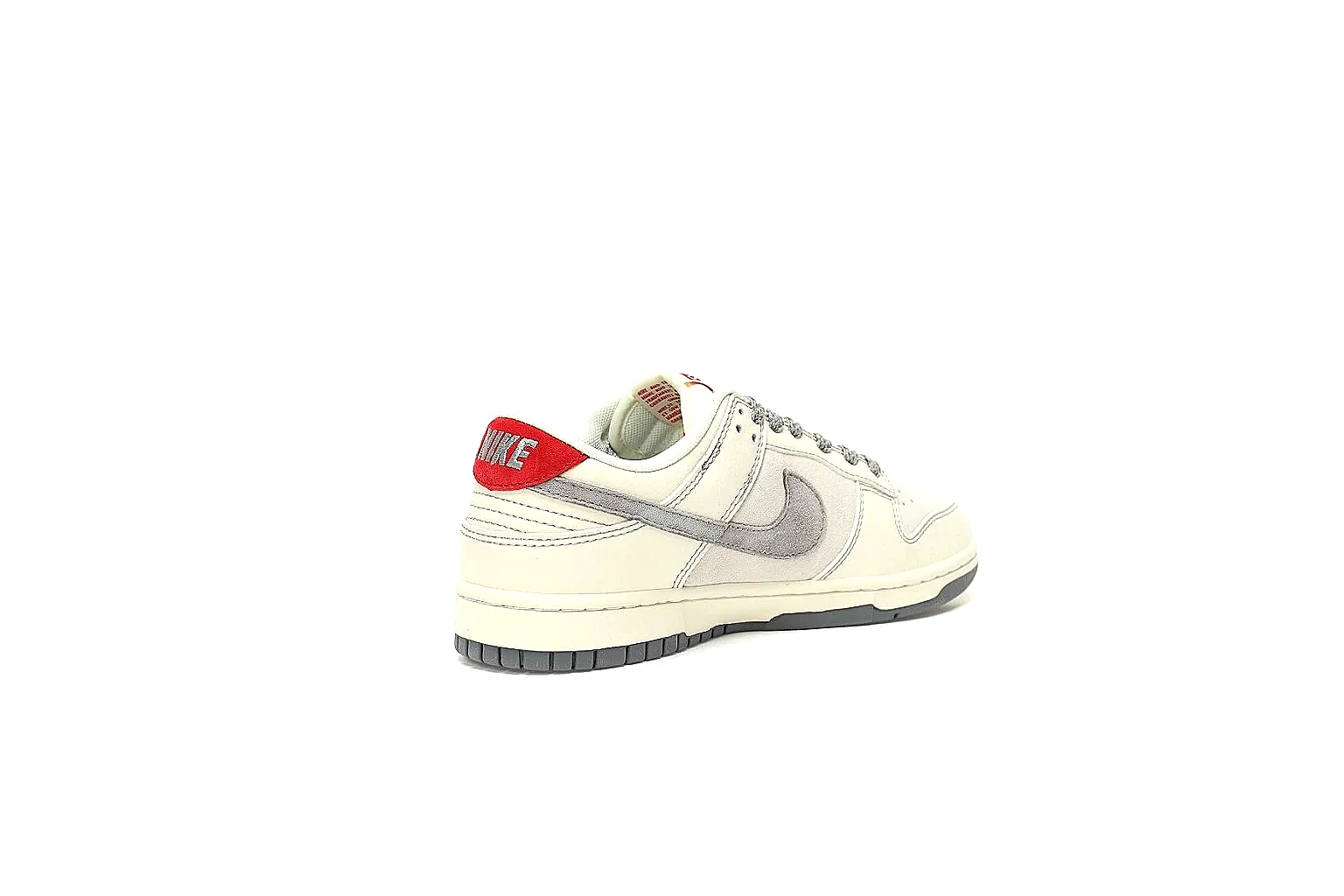 GogoBuy agent brief photos for Nike Gray Red Low Court Sneaker thumbnail 5